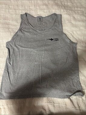 Del Mar Men Gray Performance Tank Top